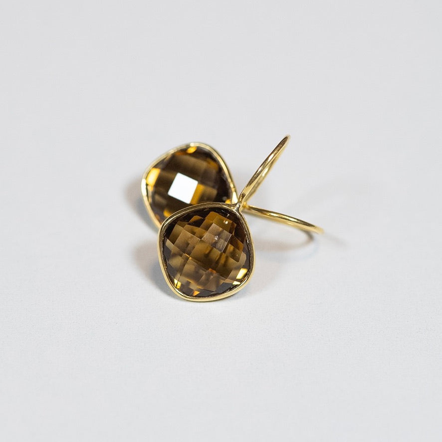 ビアクォーツ ゴールドピアス