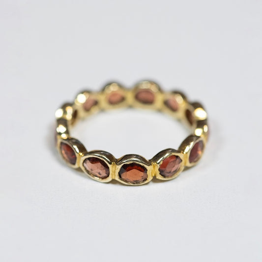 ガーネット エタニティリング 13号