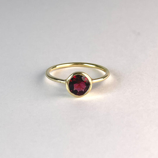 ガーネット ゴールドリング 10号
